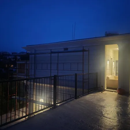 Vila Peleus Lägenhet *